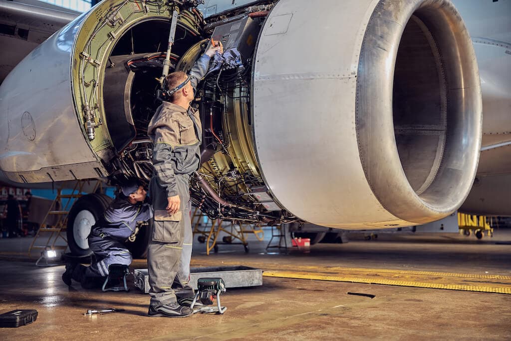 Mantenimiento reactivo, preventivo y predictivo en aviación